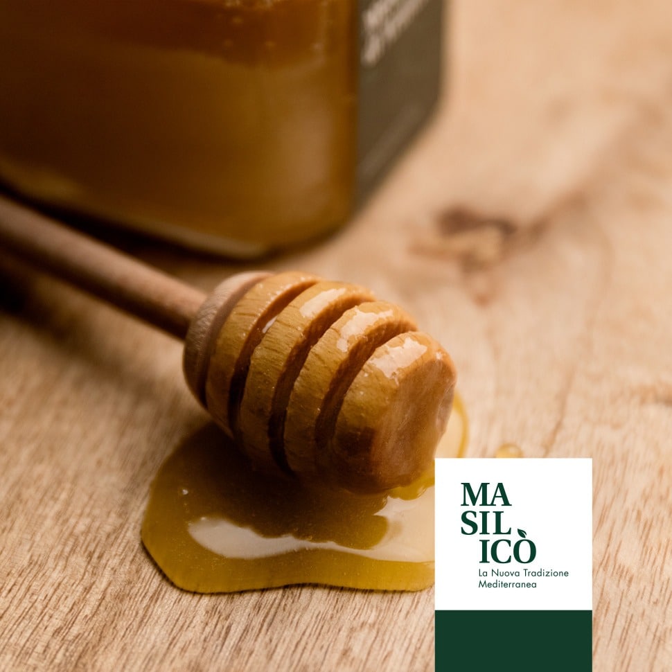 DORATO TESORO DELLA TERRA : IL MIELE