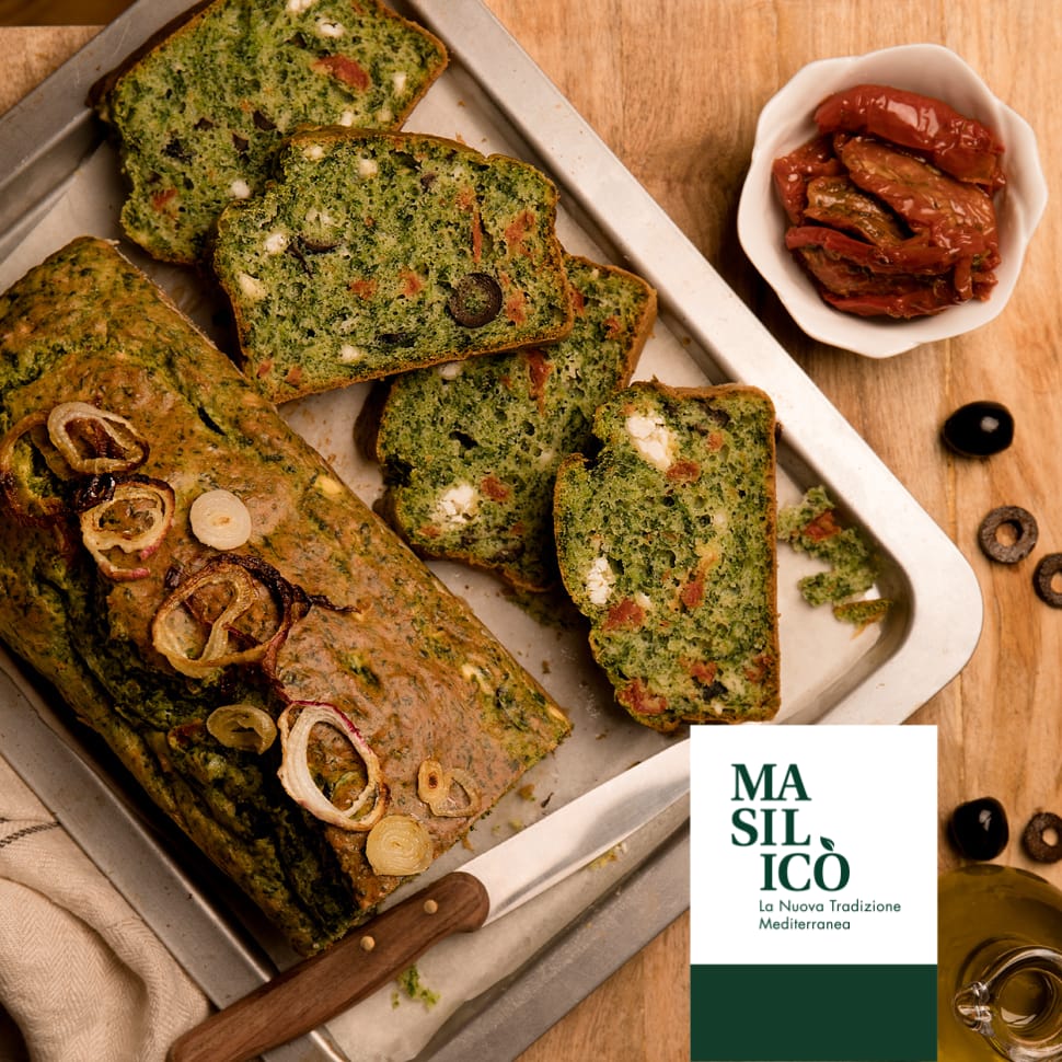 Plumcake salato con spinaci, feta e pomodorini secchi